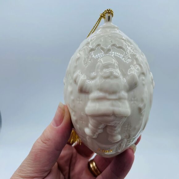 Vintage Ivory Egg Shaped Santa Claus Lenox Christmas Ornament Dated 1995 - Picture 1 of 3